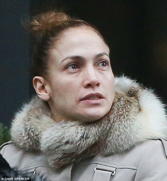 Jennifer Lopez is unrecognizable without make-up